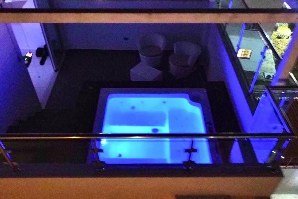 Апартаменты Spectacular Penthouse With Private Jacuzzi Terrace Сантьяго-де-лос-Кабальерос Экстерьер фото